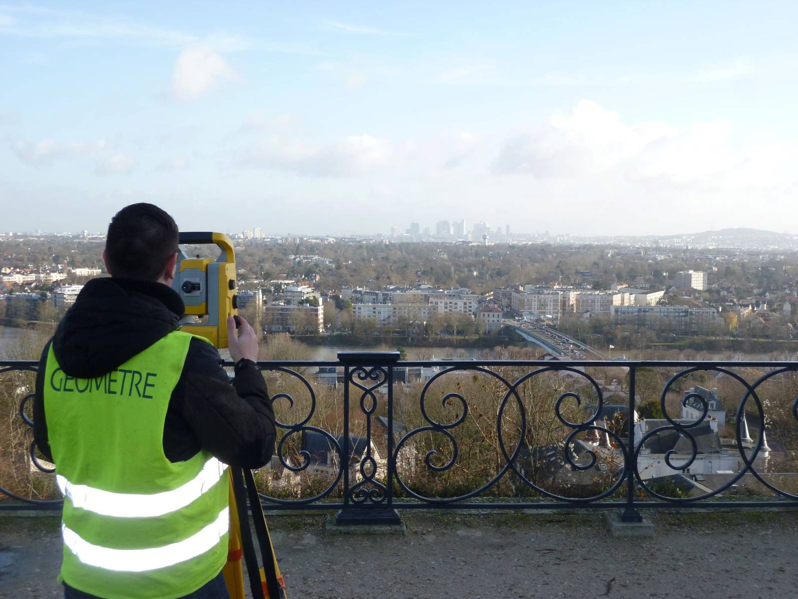 Géomètre pour construction de pont Saint-Germain-en-Laye 78100 dans les Yvelines